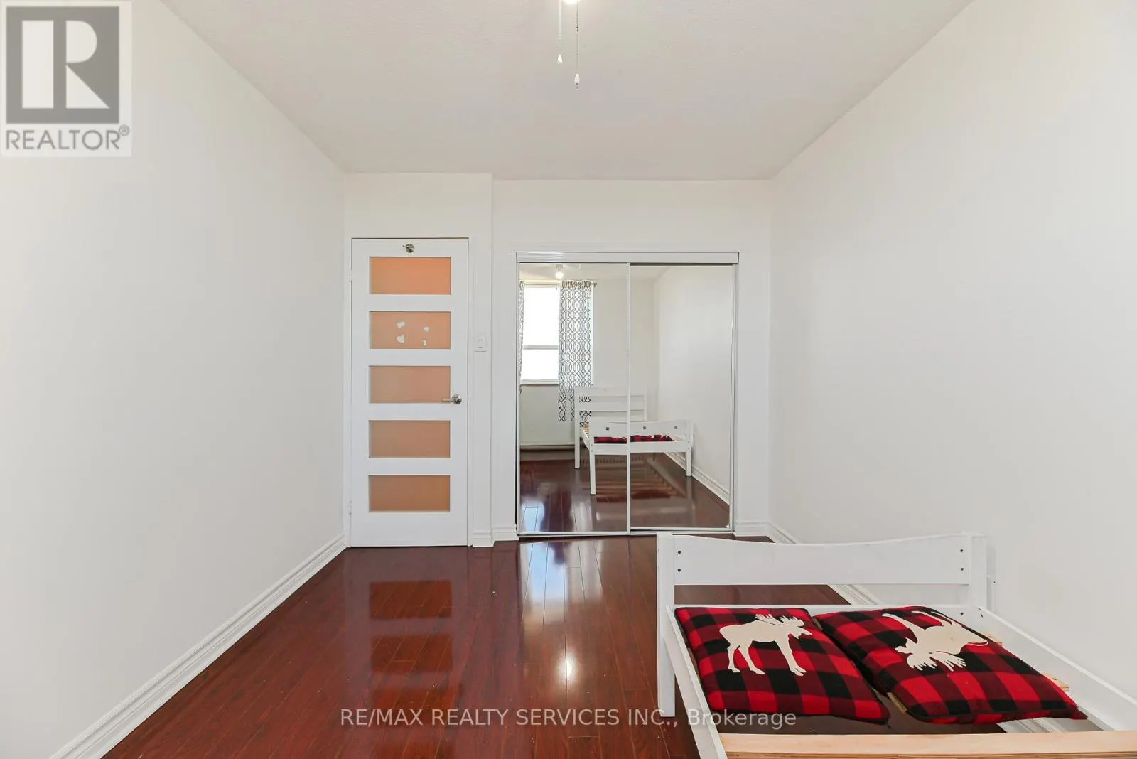 704 - 3390 WESTON ROAD