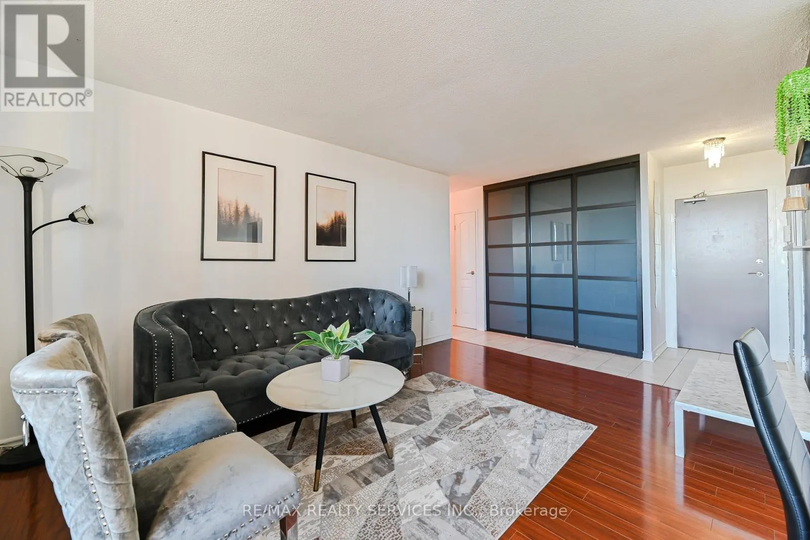 704 - 3390 WESTON ROAD