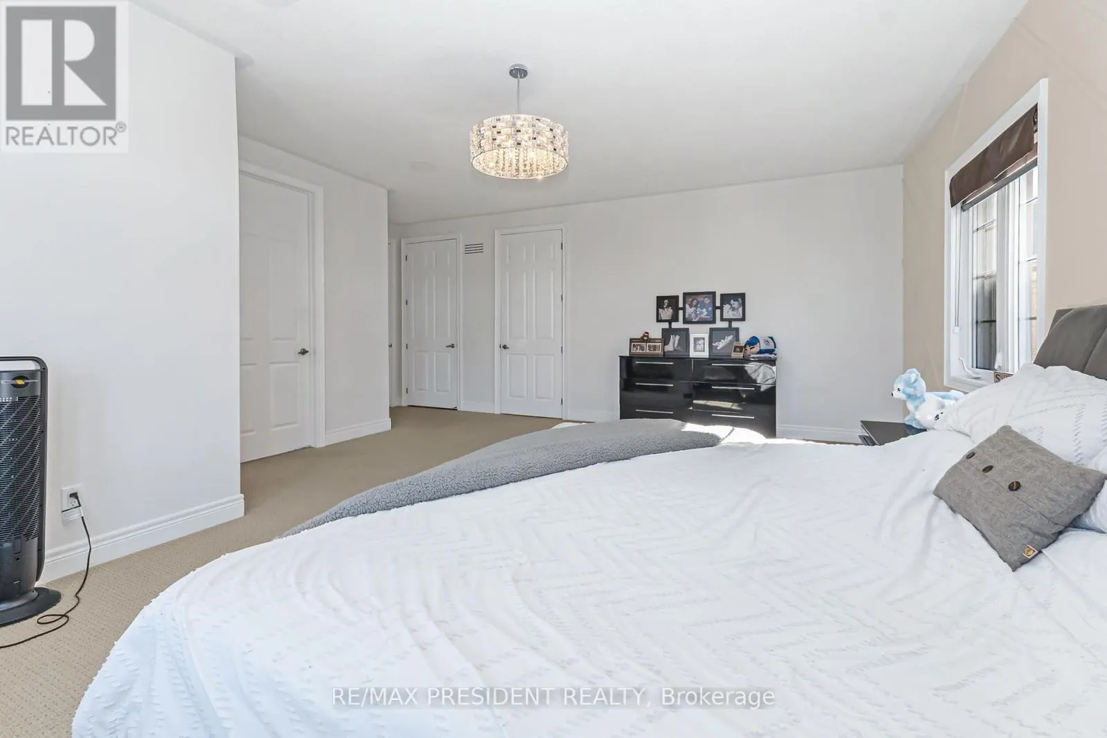 5 SEA CLIFF CRESCENT