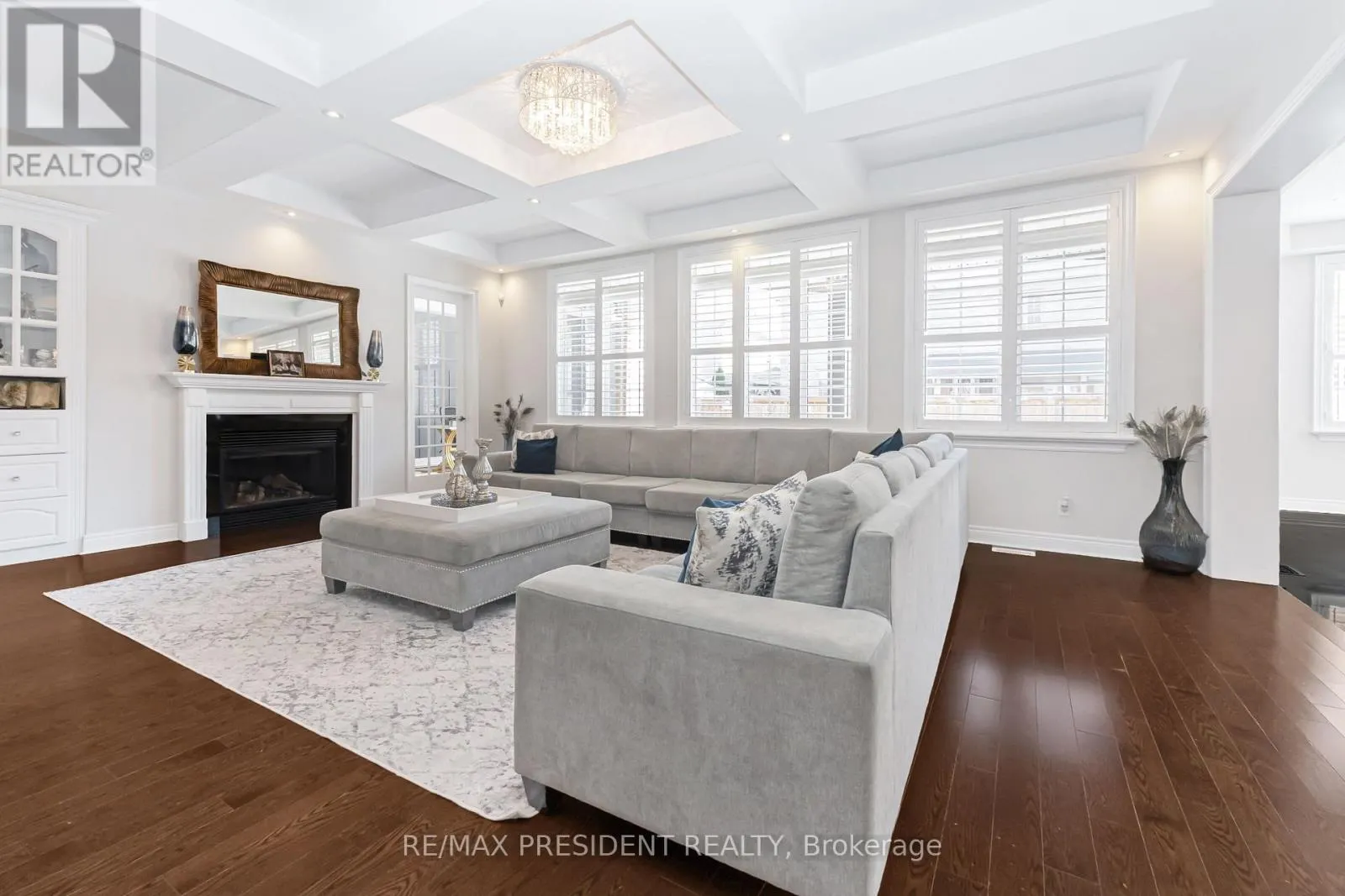 5 SEA CLIFF CRESCENT