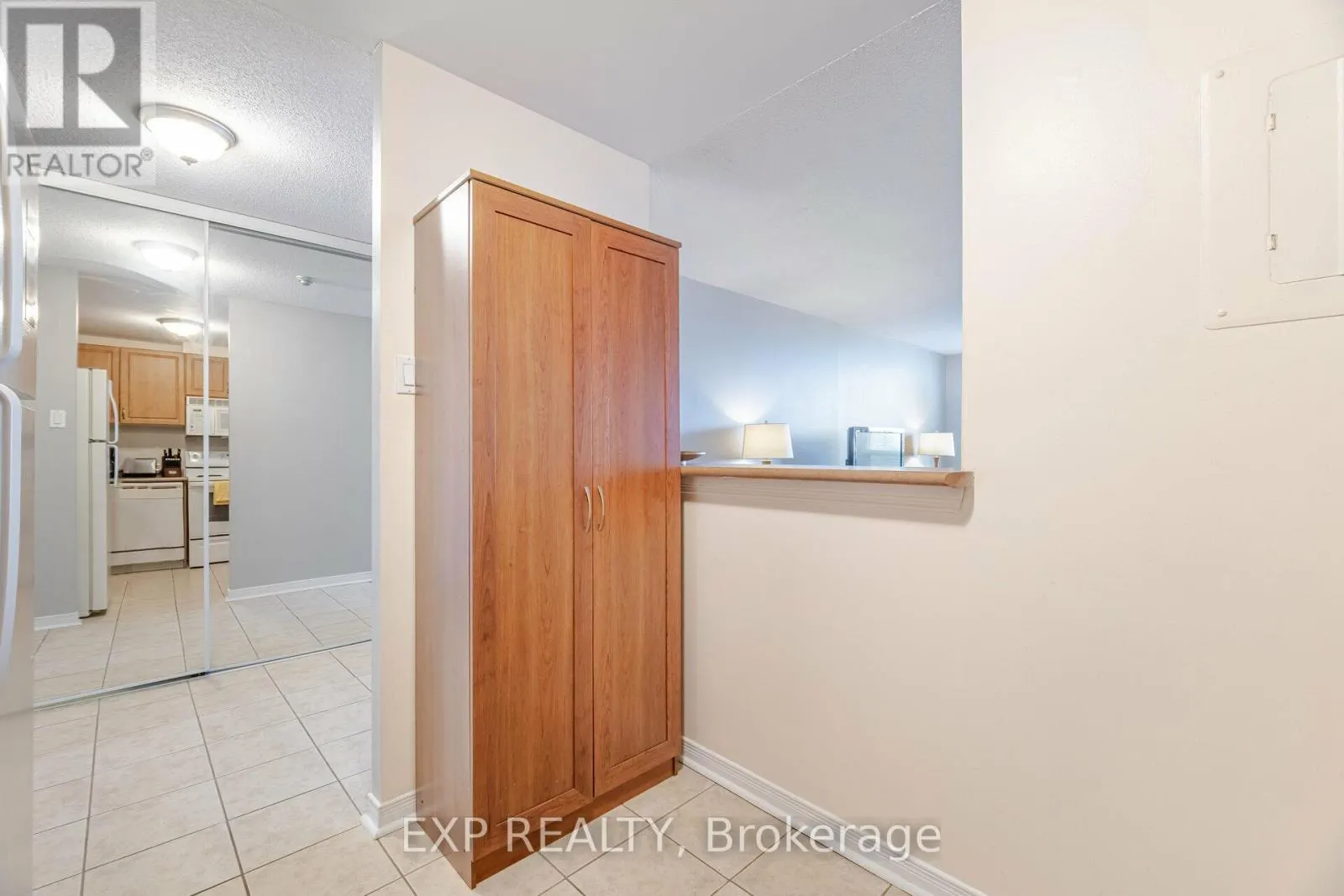 512 - 6720 GLEN ERIN DRIVE