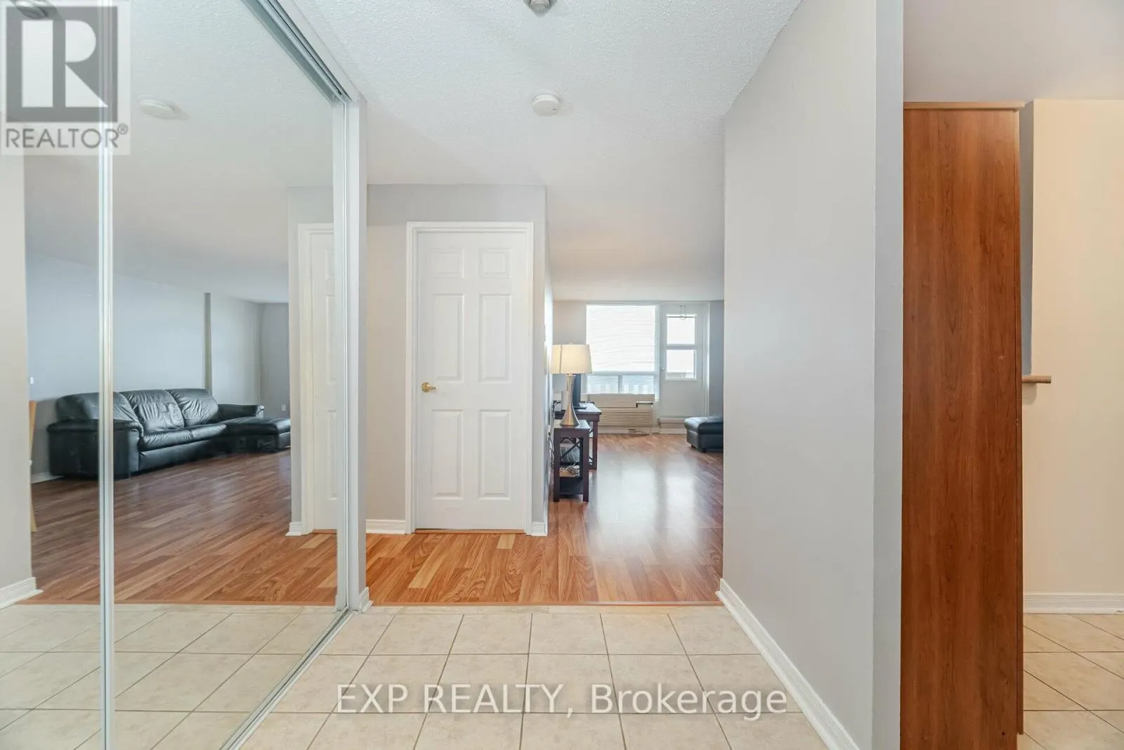512 - 6720 GLEN ERIN DRIVE