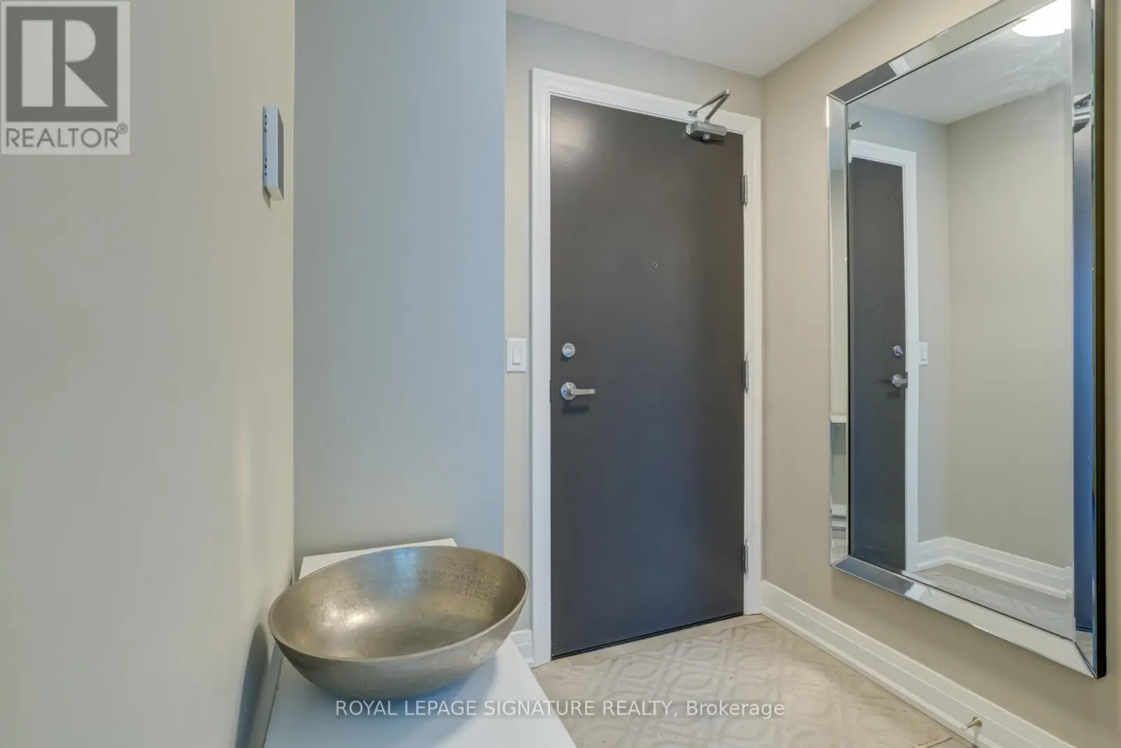 2502 - 223 WEBB DRIVE