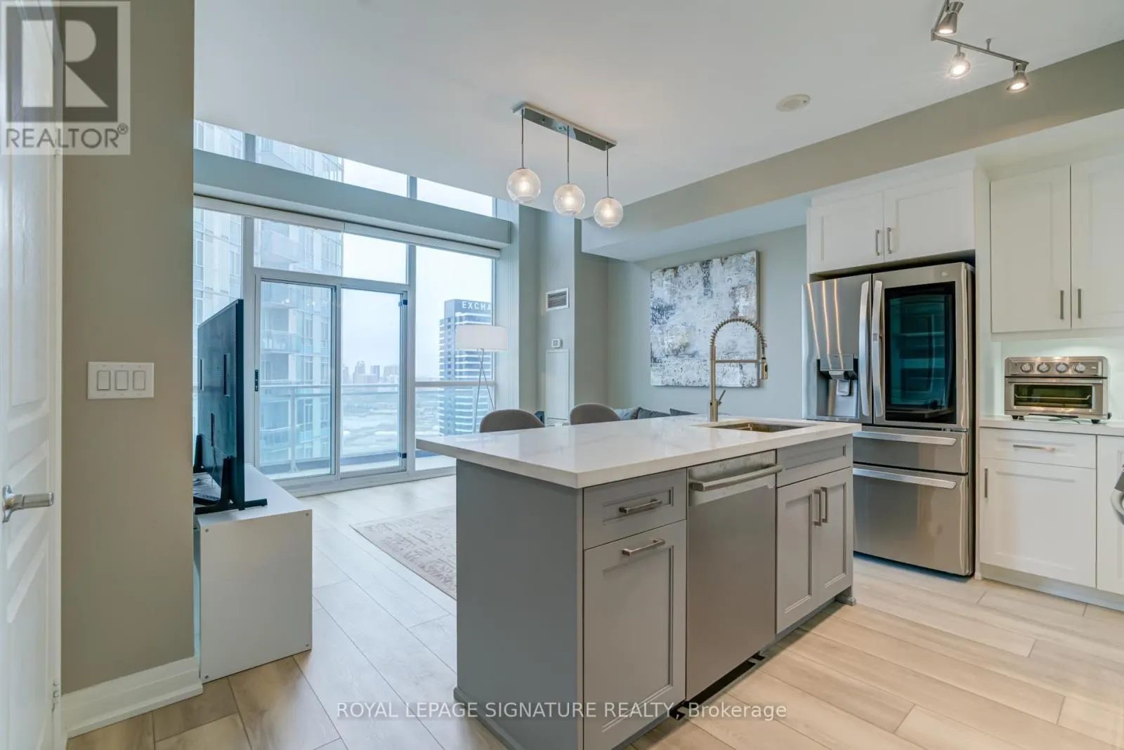 2502 - 223 WEBB DRIVE