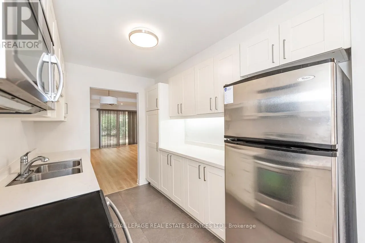 3 - 1160 WALDEN CIRCLE