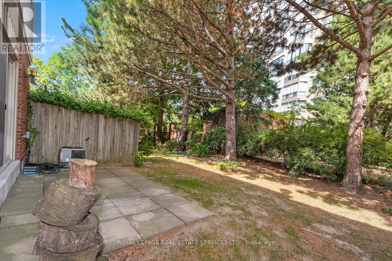 3 - 1160 WALDEN CIRCLE