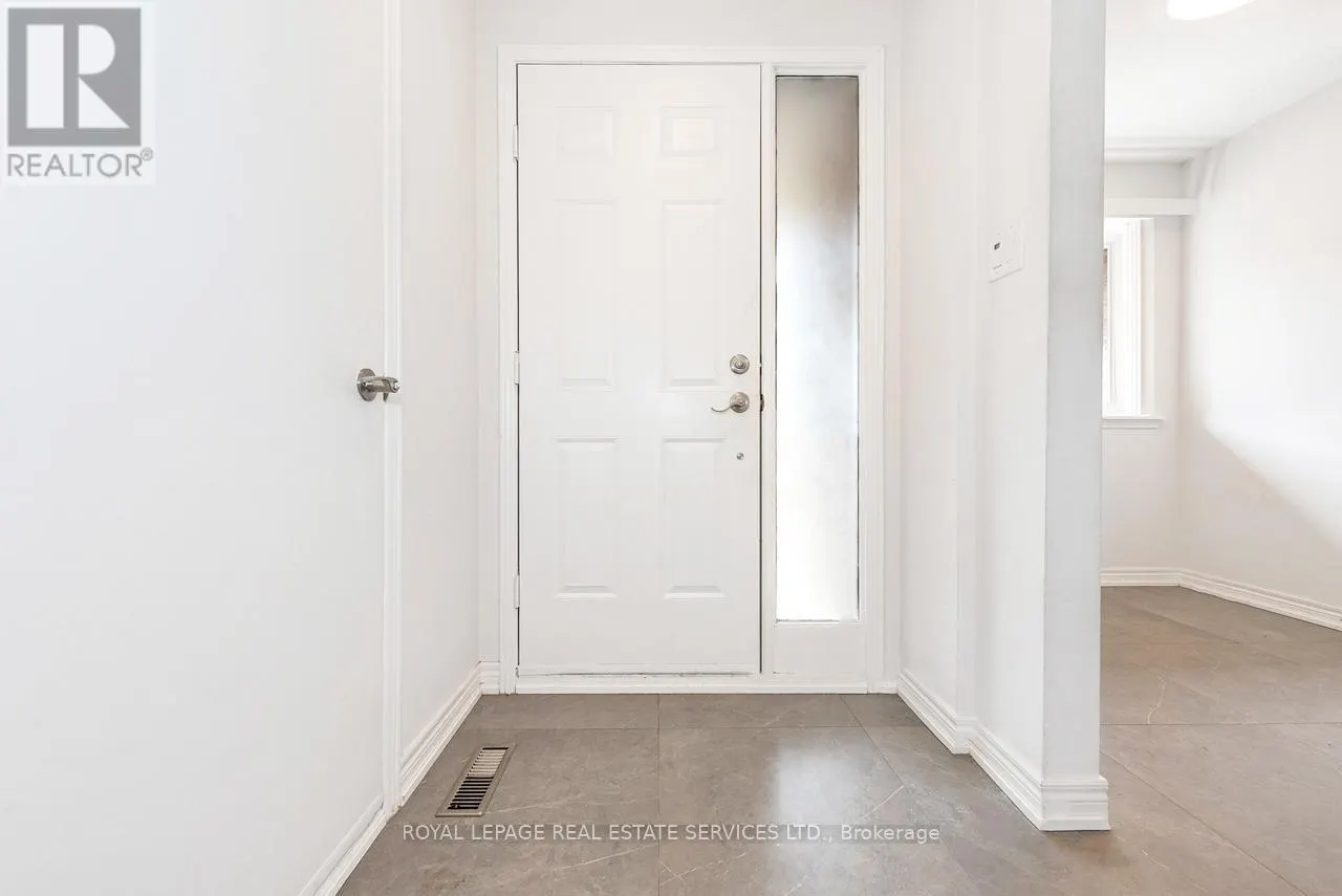 3 - 1160 WALDEN CIRCLE
