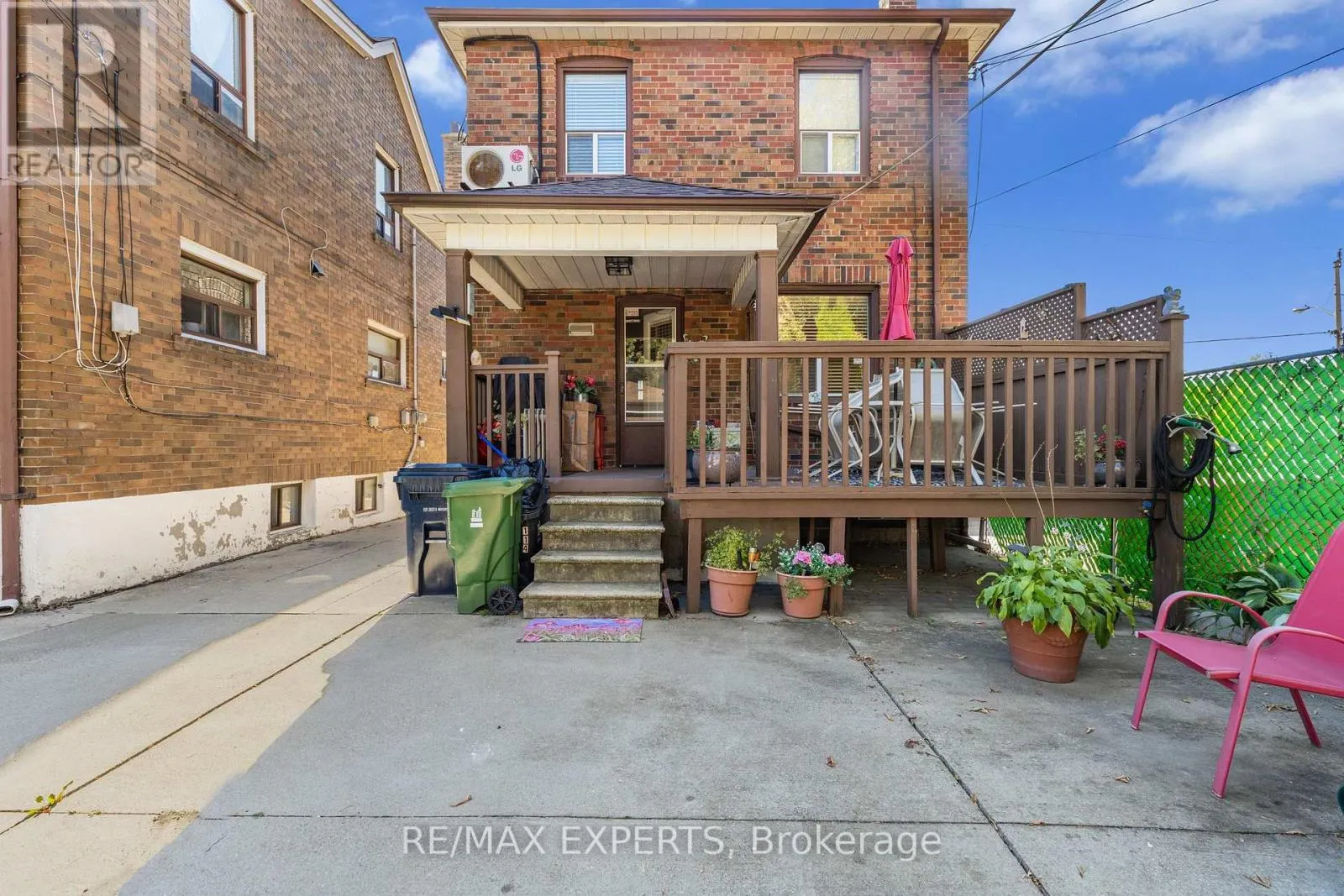 LOWER - 114 TROWELL AVENUE
