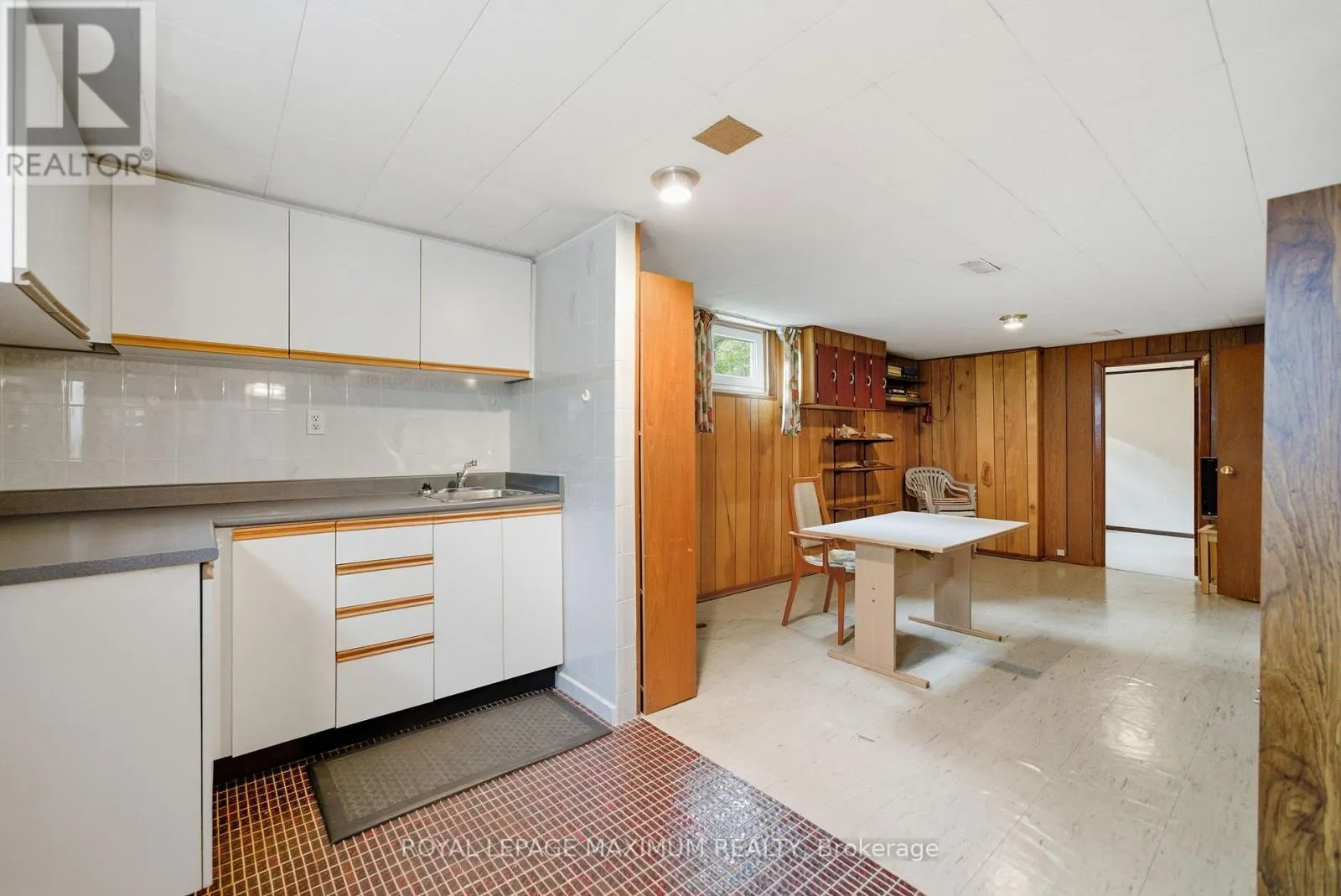 1 RIVERTON DRIVE