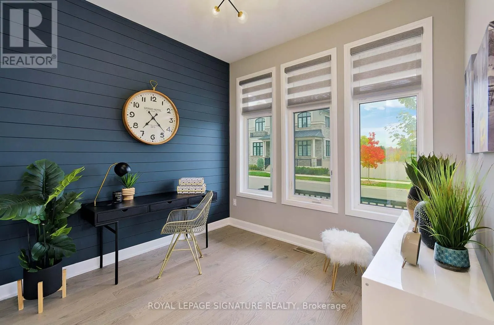 1467 LAKEPORT CRESCENT