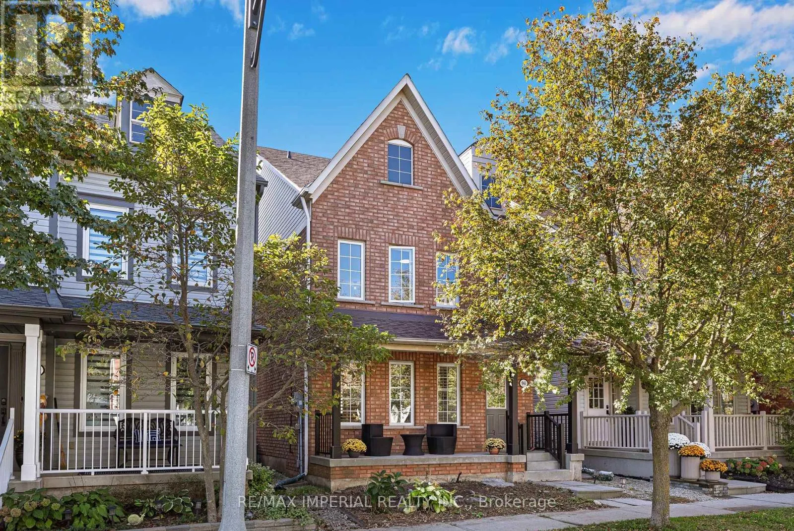 94 LITTLEWOOD DRIVE