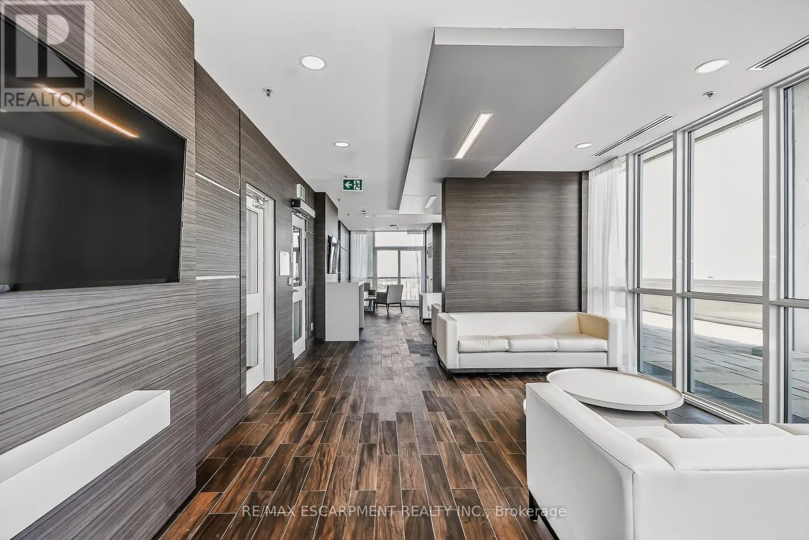 1302 - 2087 FAIRVIEW STREET