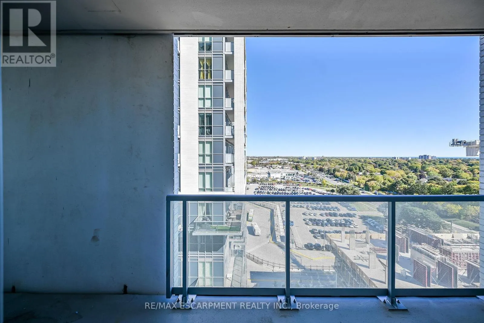 1302 - 2087 FAIRVIEW STREET