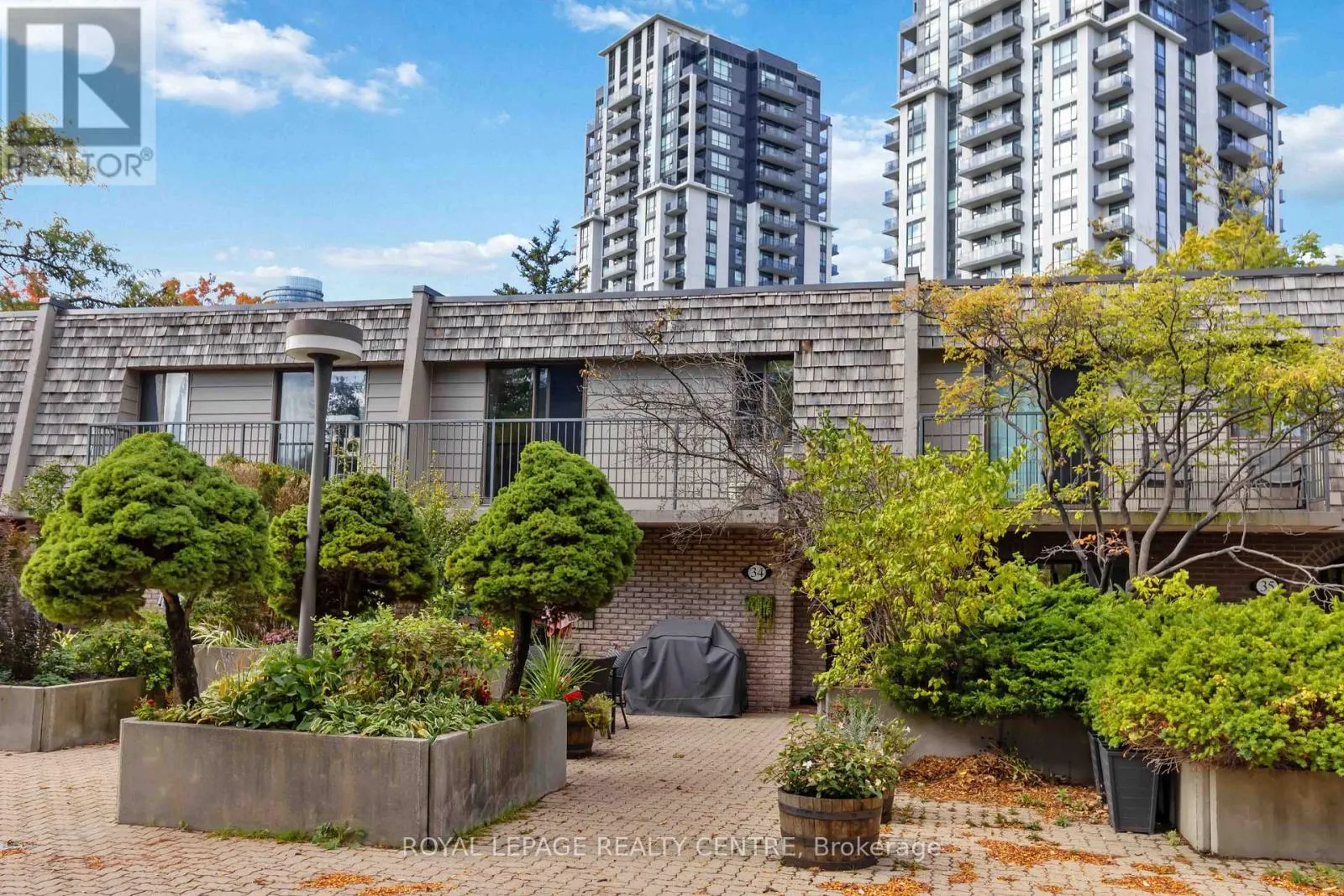 34 - 1330 MISSISSAUGA VALLEY BLVD BOULEVARD