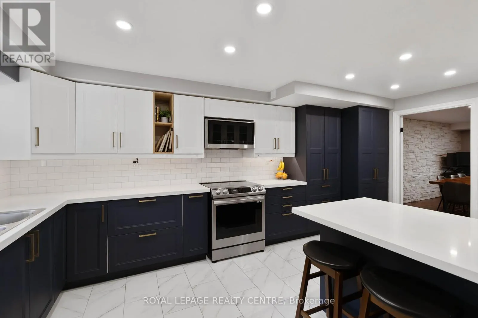 34 - 1330 MISSISSAUGA VALLEY BLVD BOULEVARD