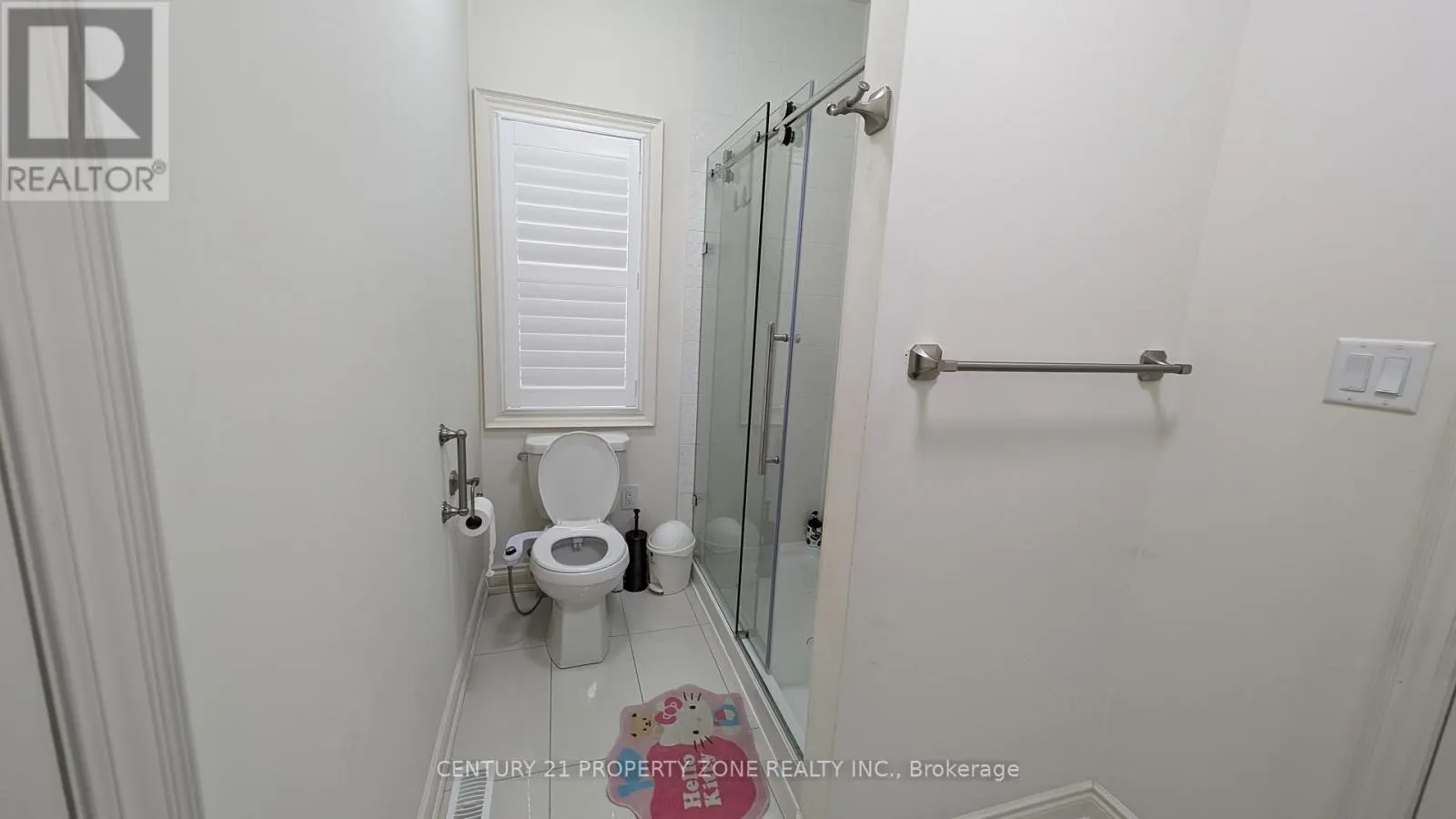 UPPER - 10 GODERICH DRIVE
