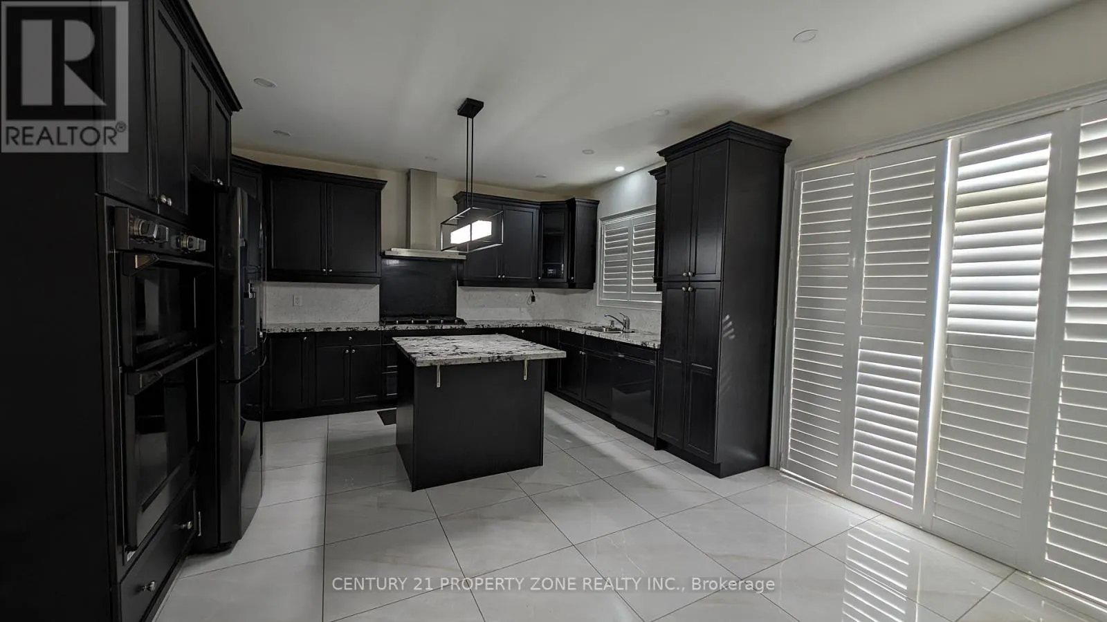 UPPER - 10 GODERICH DRIVE
