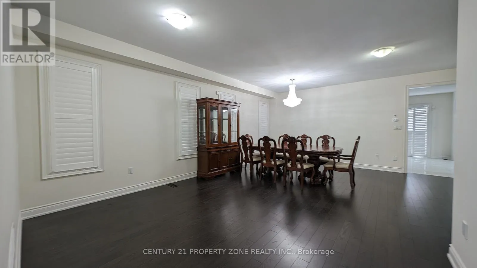 UPPER - 10 GODERICH DRIVE