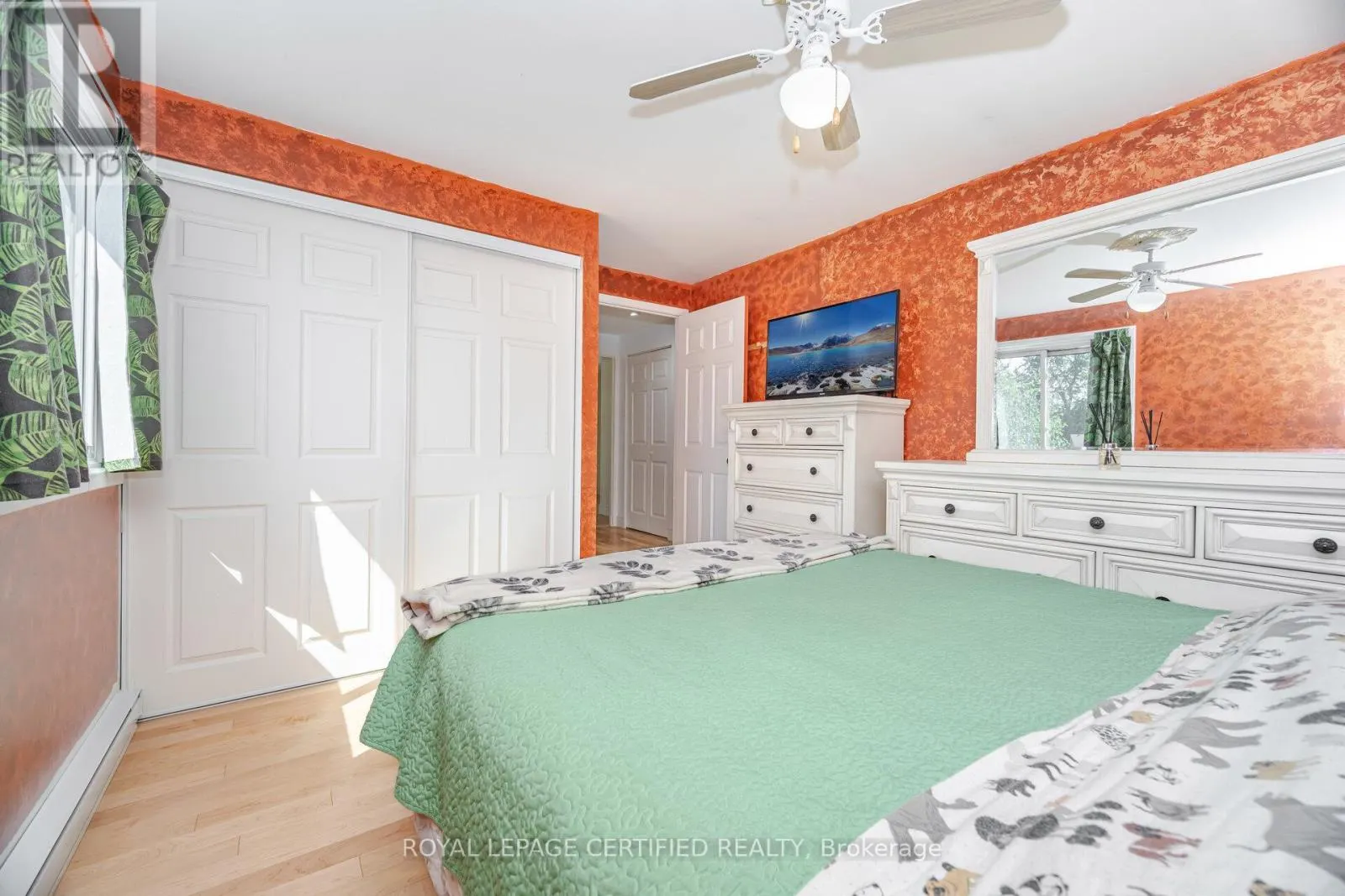 13 HILLDOWNTREE TRAIL