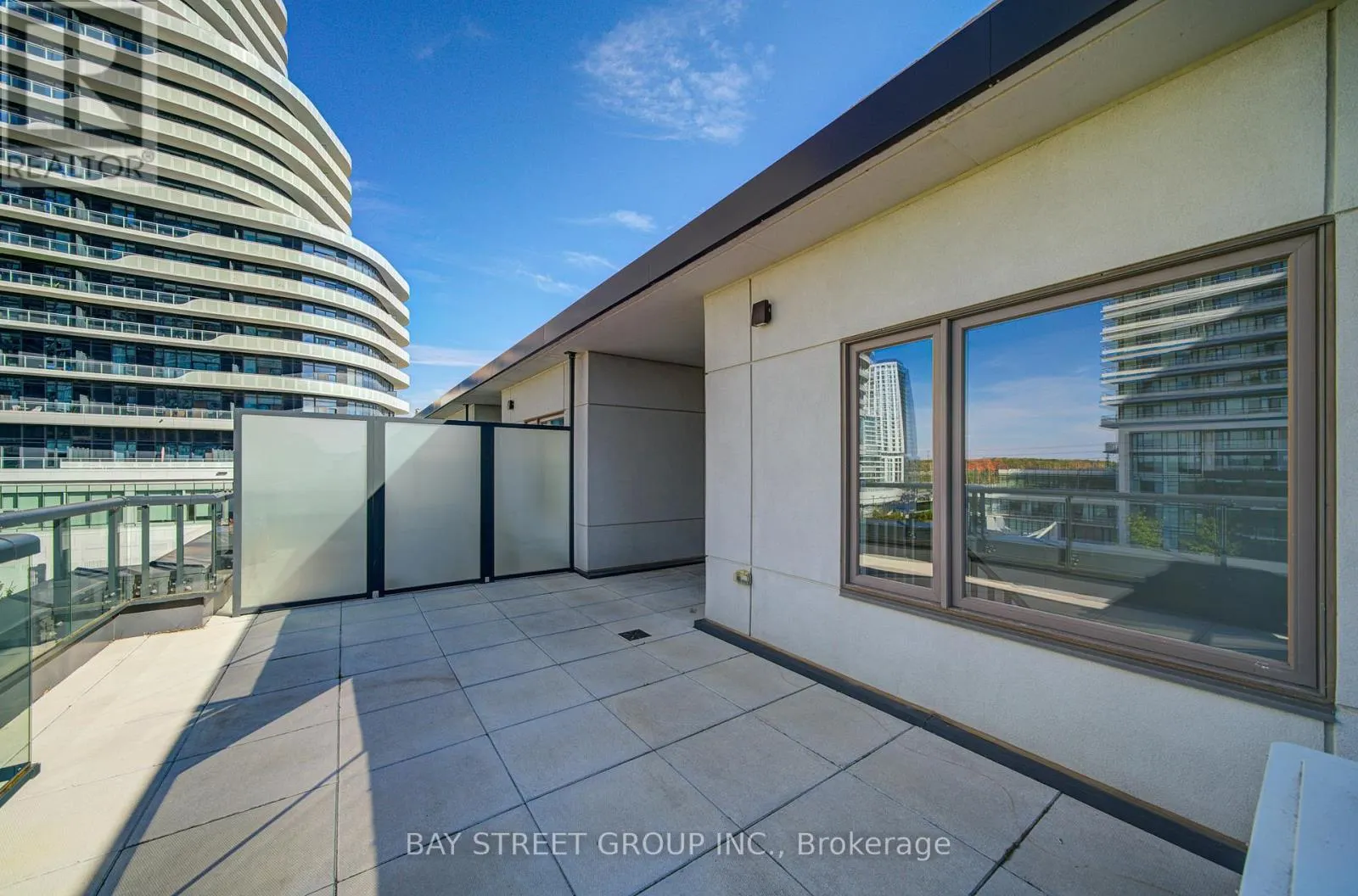 116 - 2530 EGLINTON AVENUE W