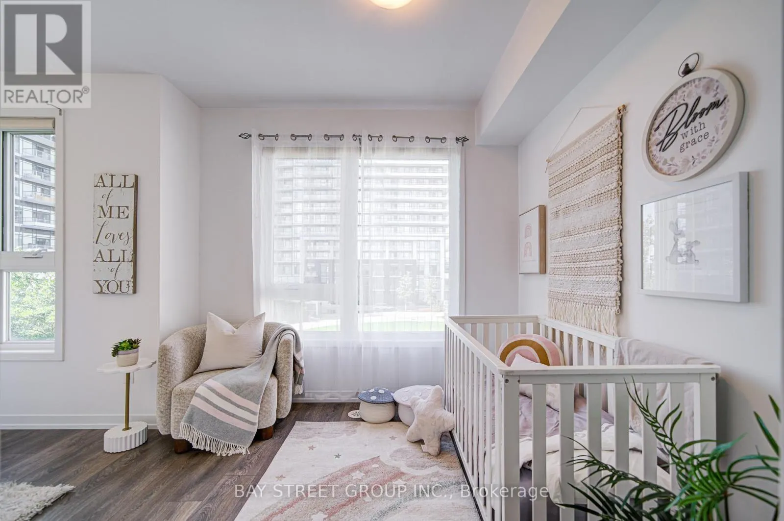 116 - 2530 EGLINTON AVENUE W