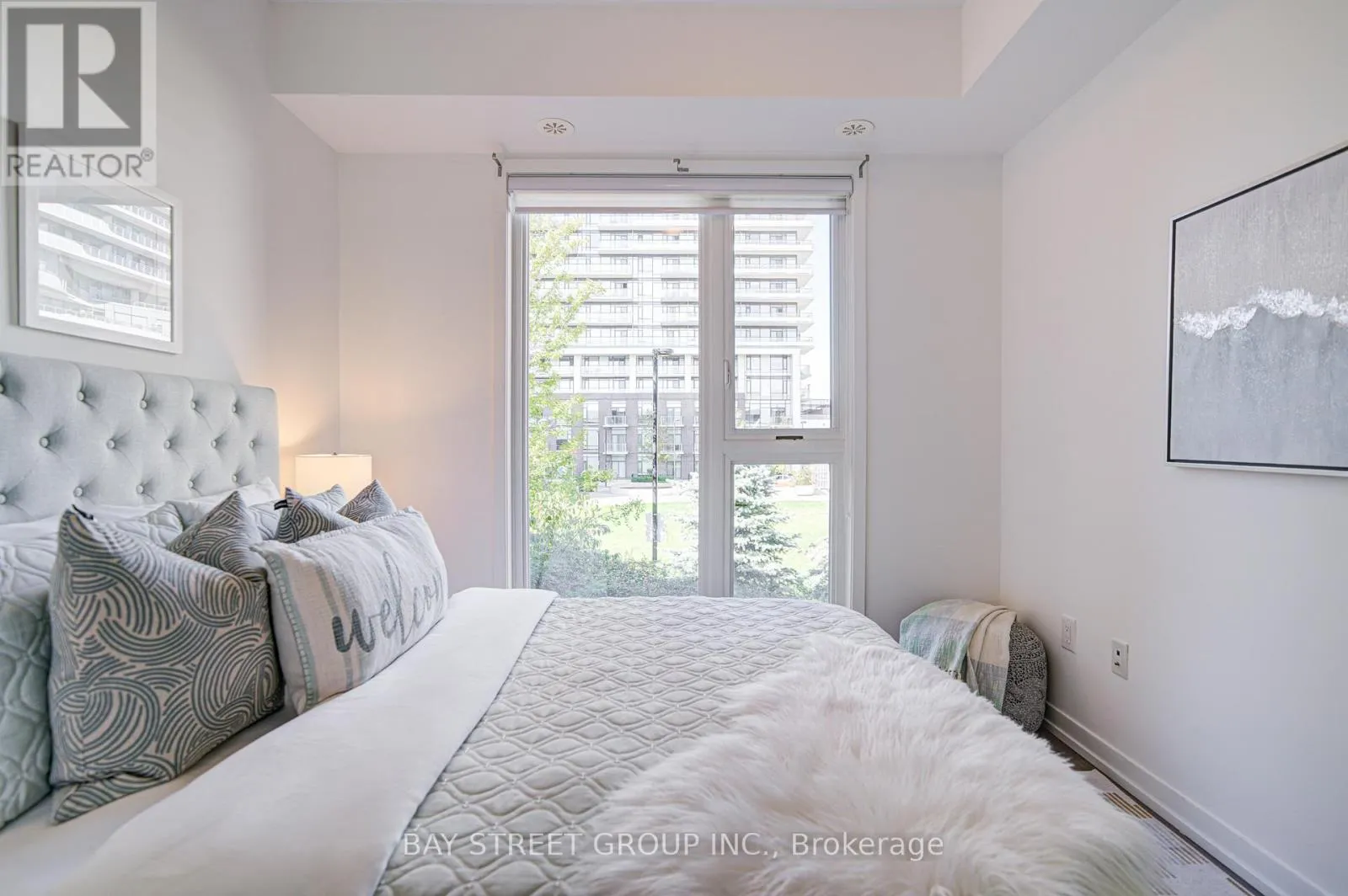 116 - 2530 EGLINTON AVENUE W