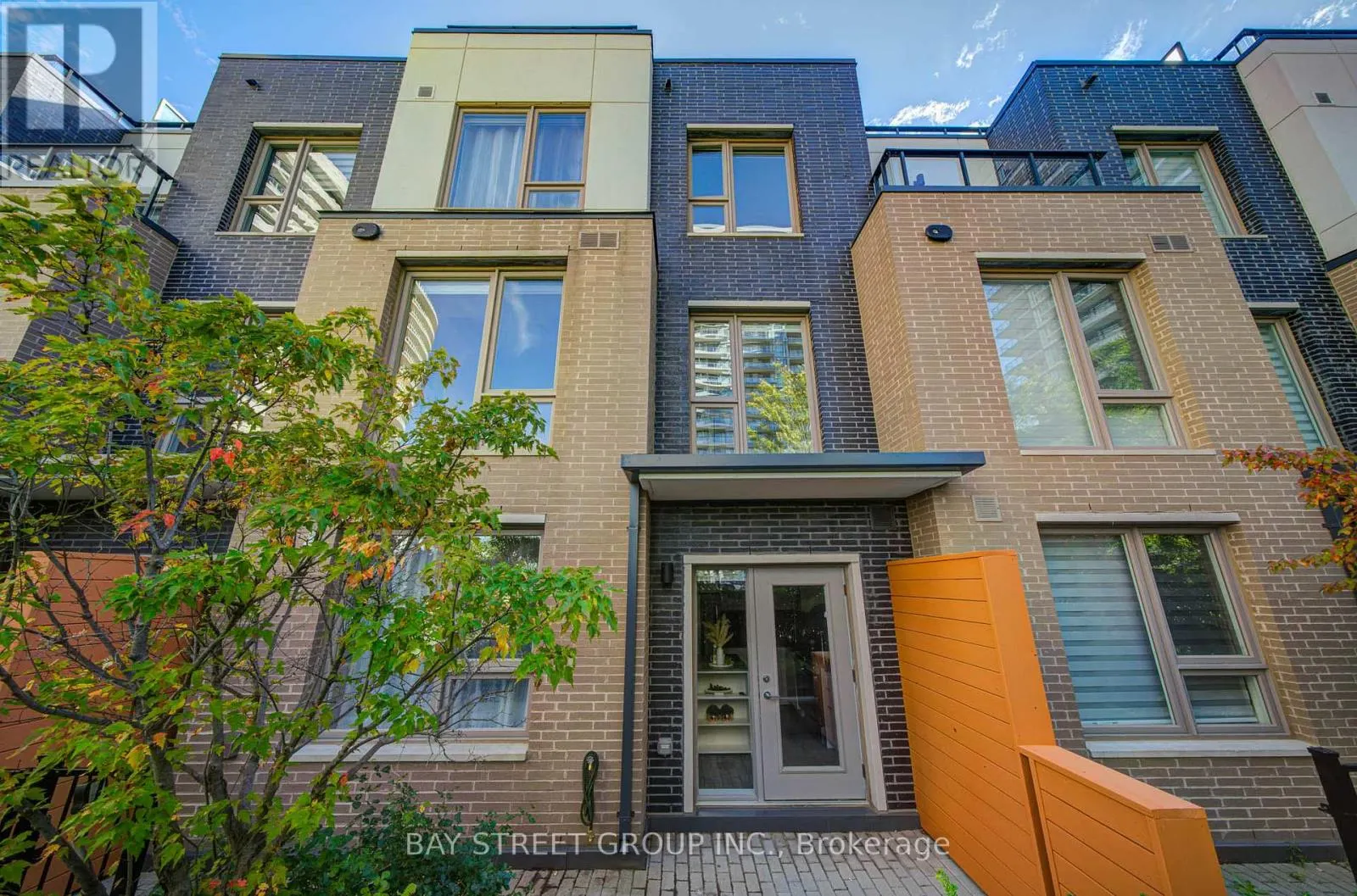 116 - 2530 EGLINTON AVENUE W