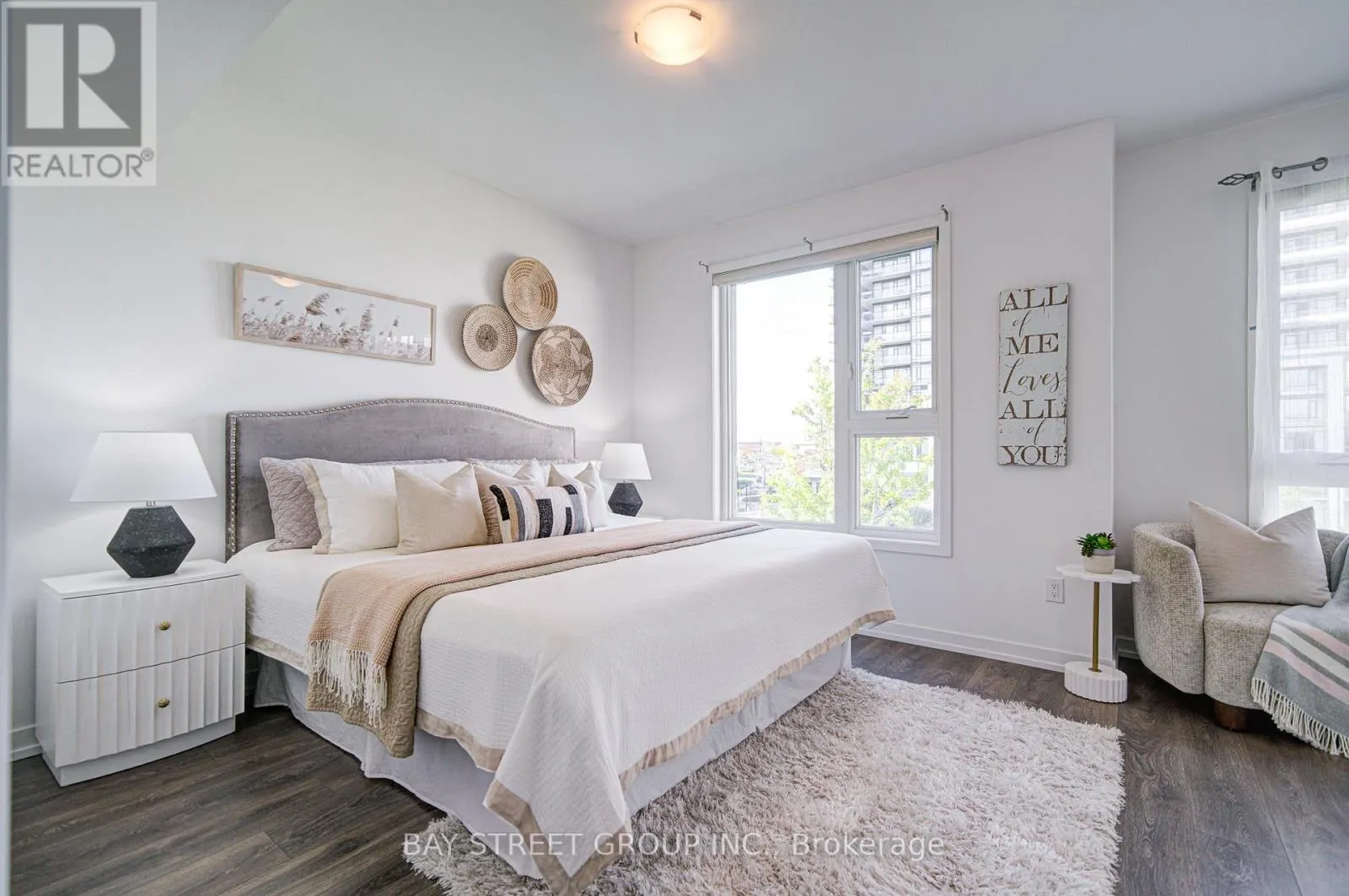 116 - 2530 EGLINTON AVENUE W