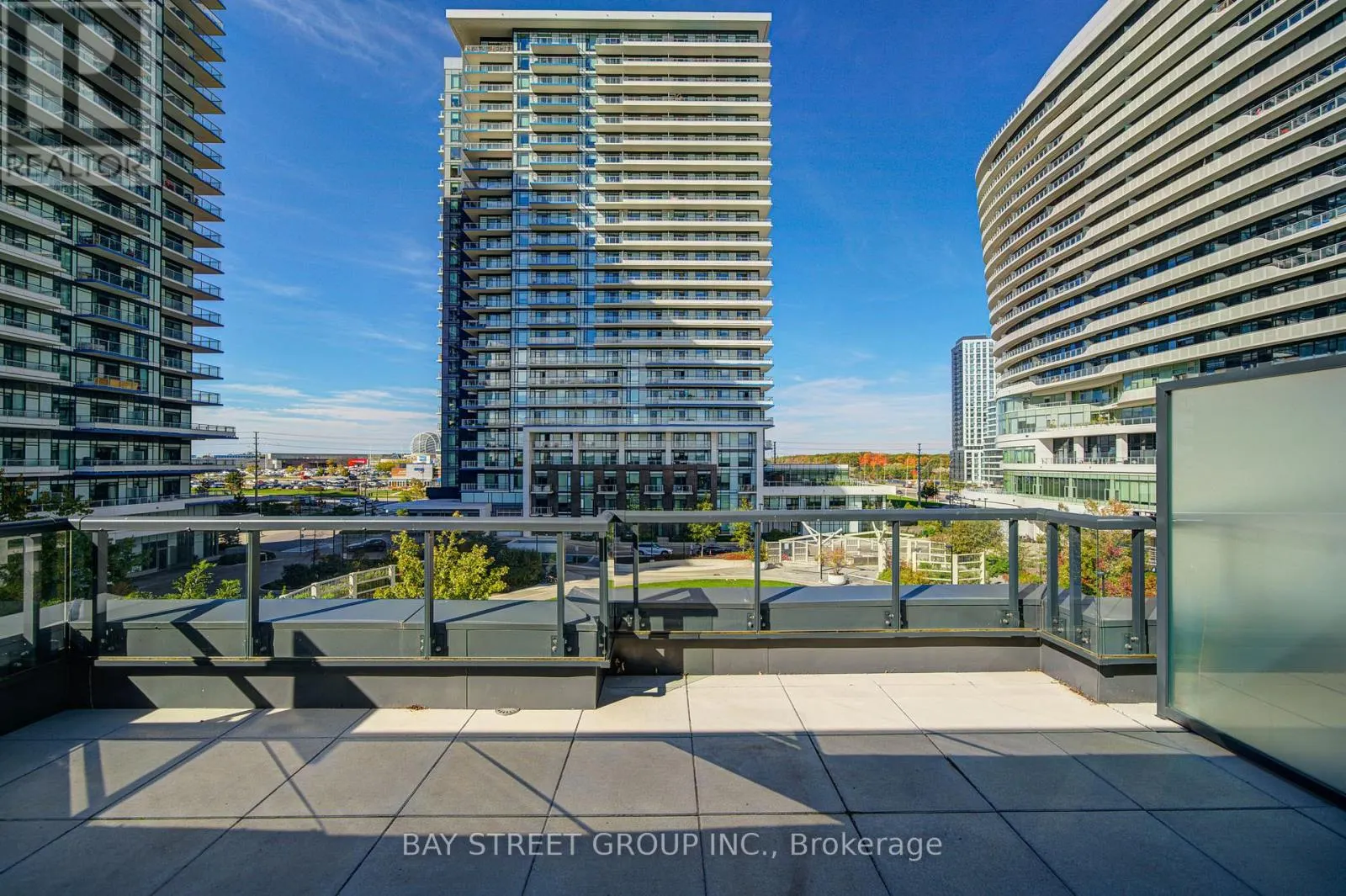 116 - 2530 EGLINTON AVENUE W