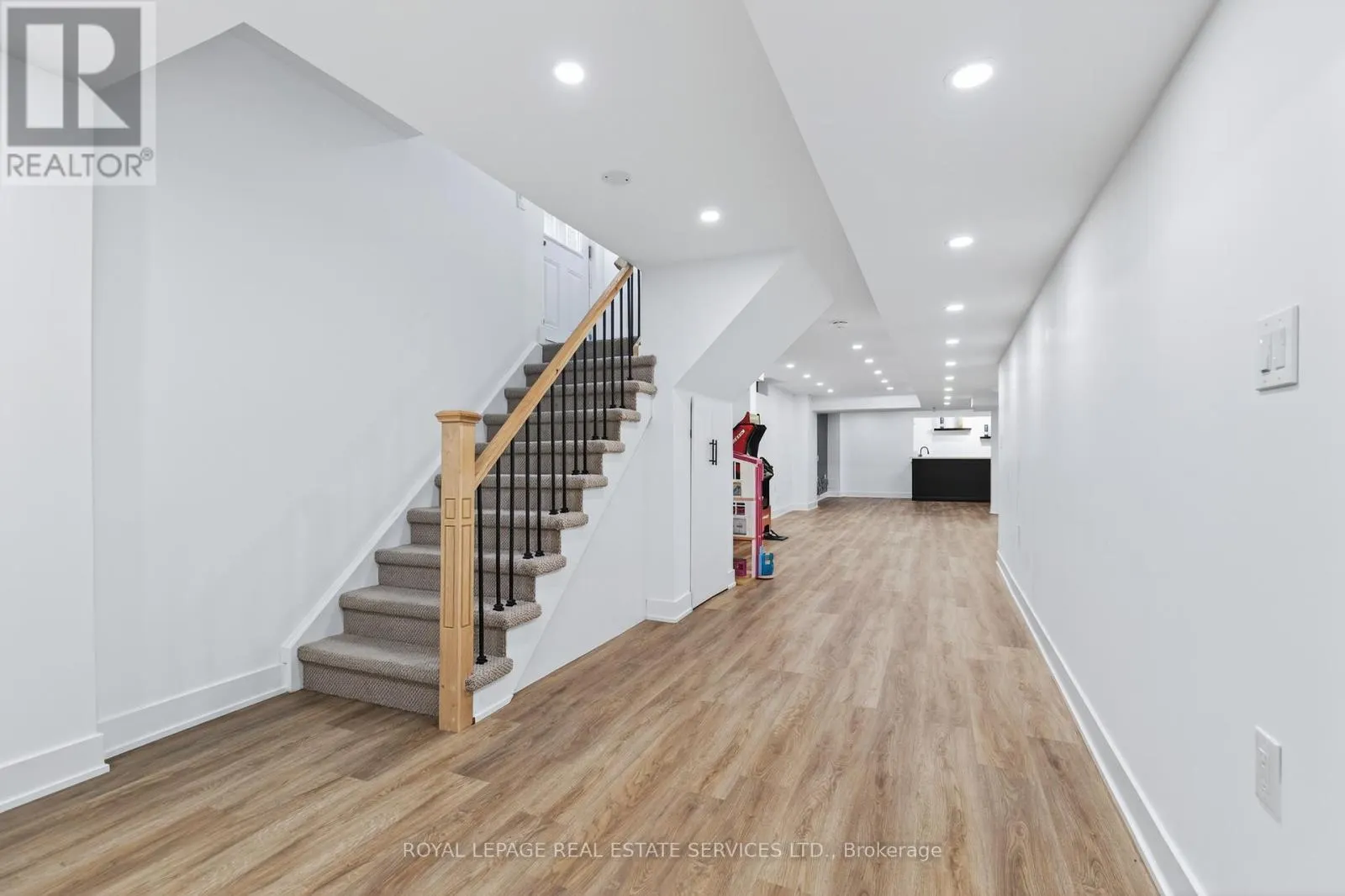 2240 PINE GLEN ROAD