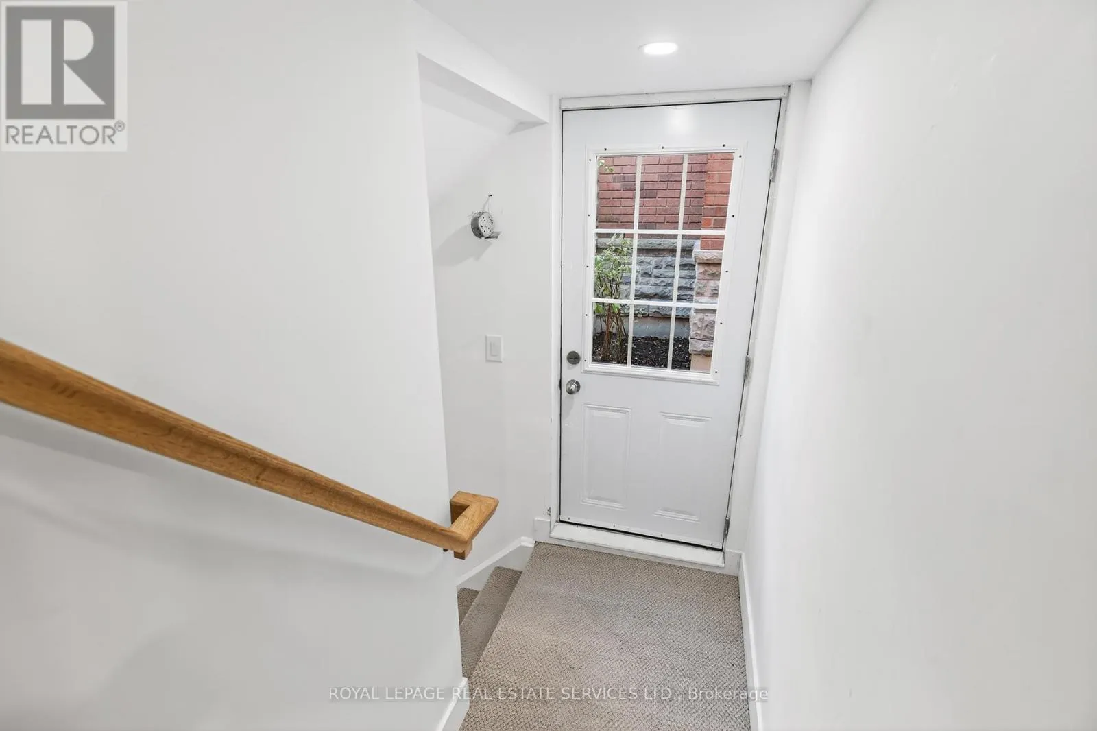 2240 PINE GLEN ROAD