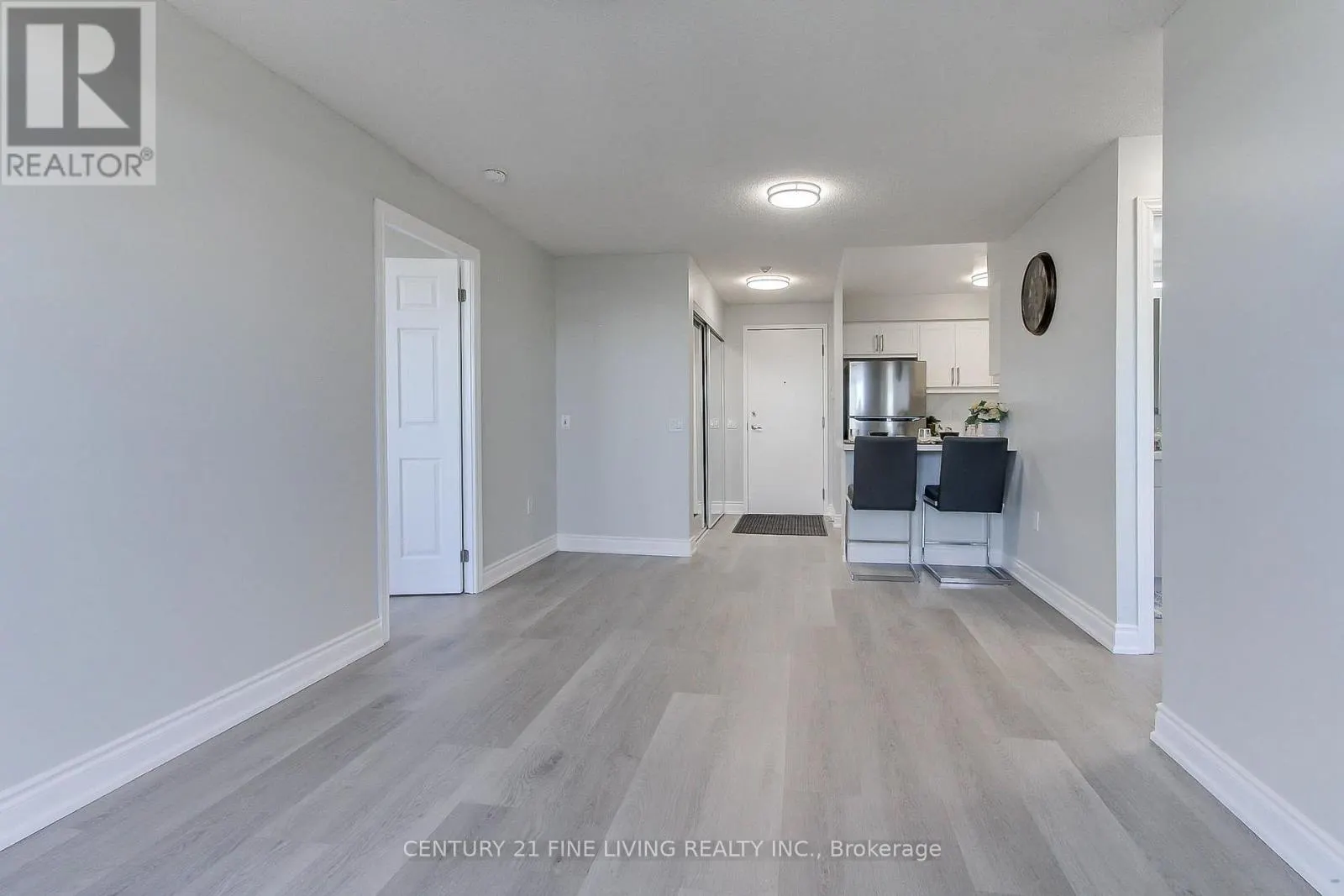 1415 - 55 STRATHAVEN DRIVE