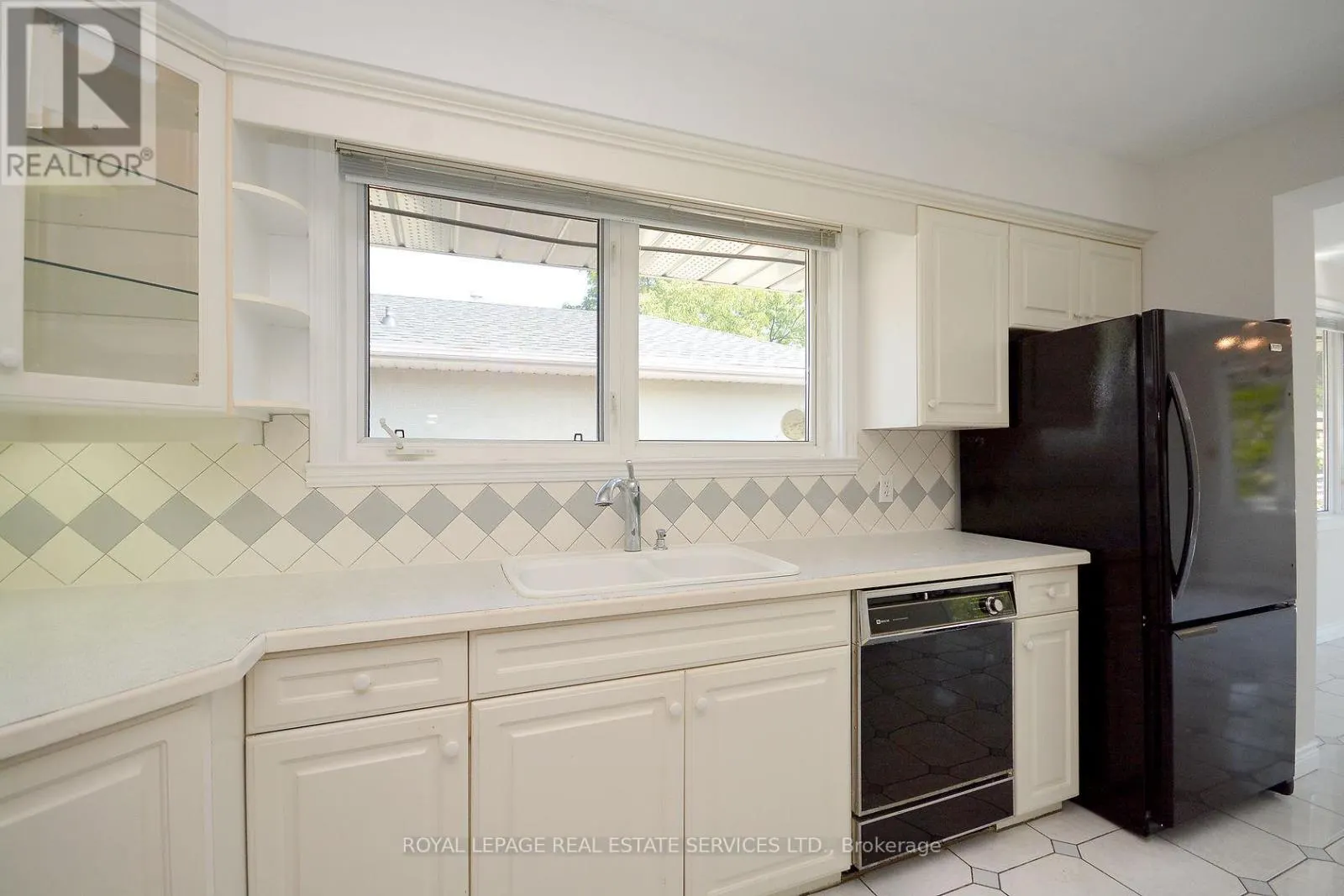 UPPER - 1144 SARTA ROAD