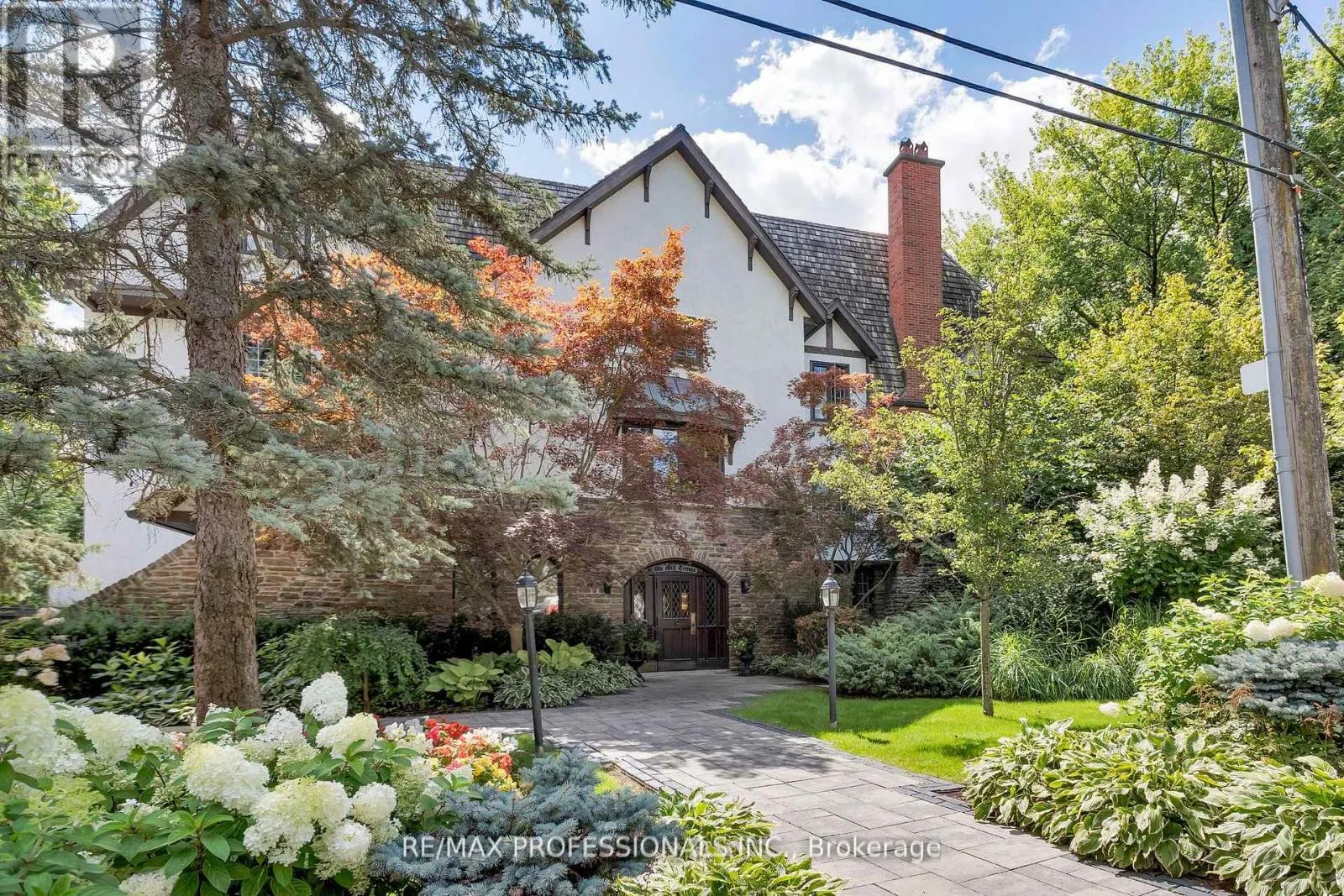 304 - 71 OLD MILL ROAD