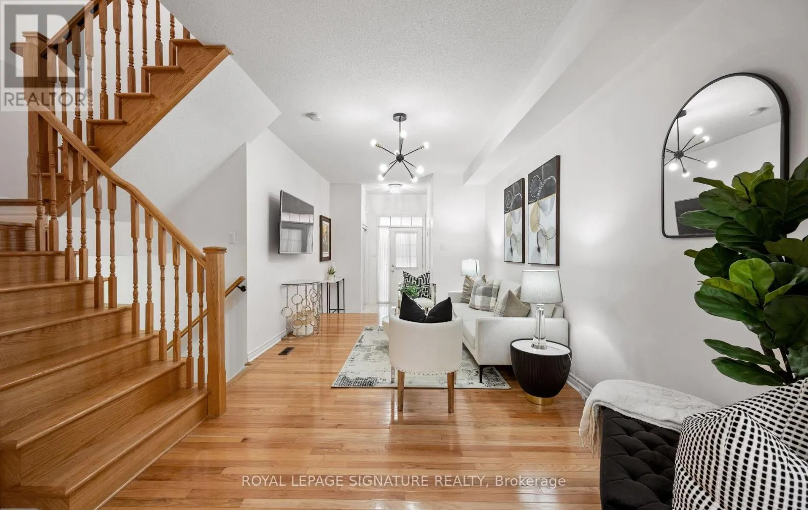 364 HOBBS CRESCENT
