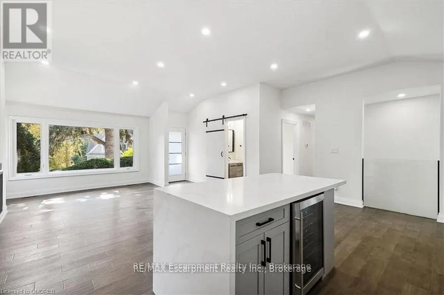 214 LAKEWOOD DRIVE