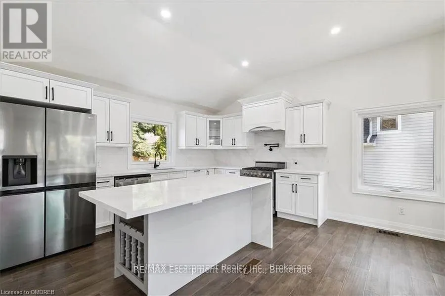214 LAKEWOOD DRIVE