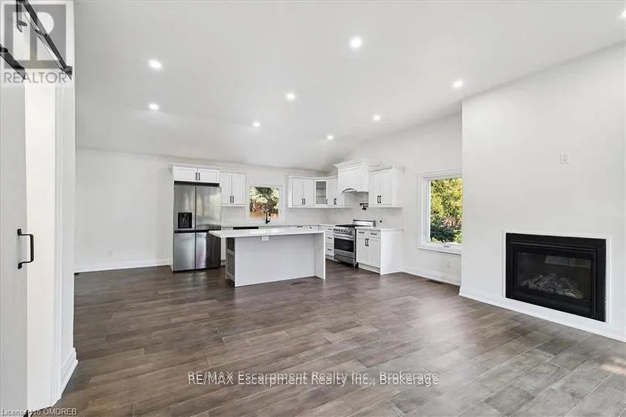 214 LAKEWOOD DRIVE