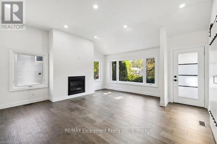 214 LAKEWOOD DRIVE