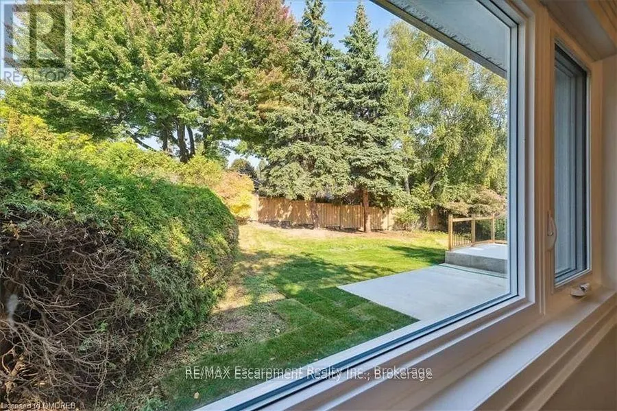 214 LAKEWOOD DRIVE