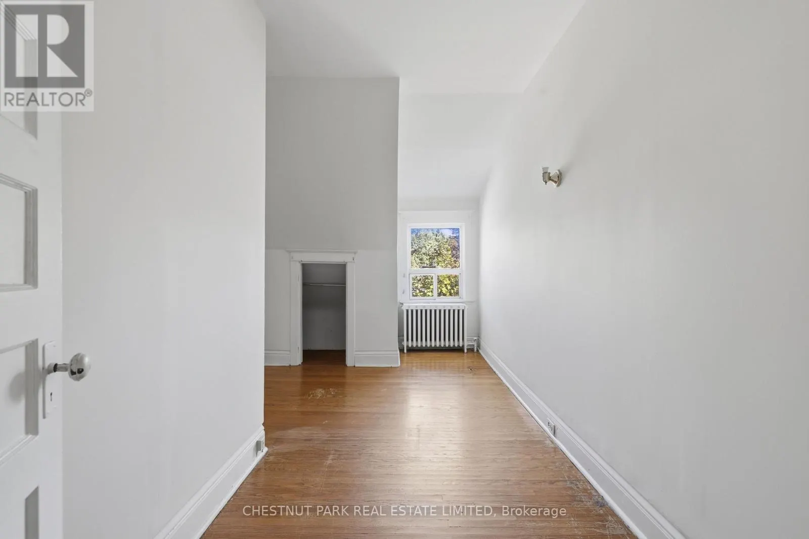 6 HIGHVIEW CRESCENT