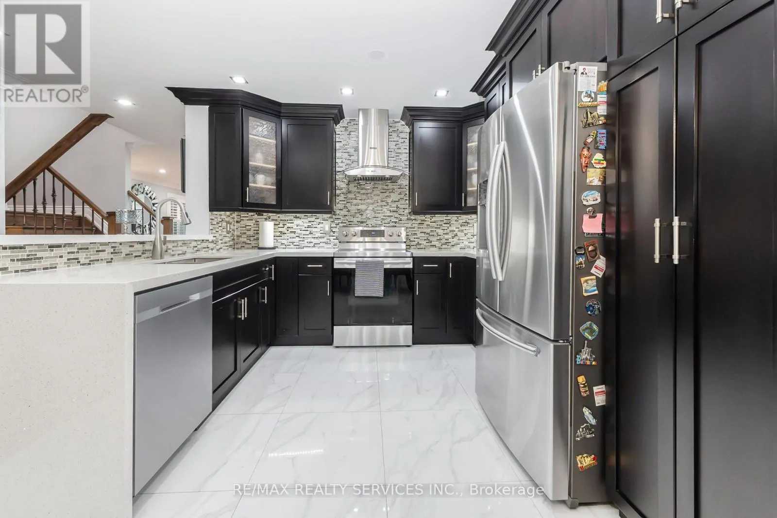 14 REDFINCH WAY