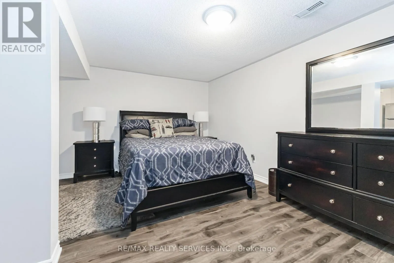 14 REDFINCH WAY