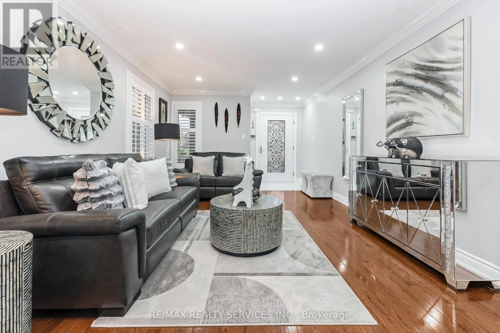 14 REDFINCH WAY