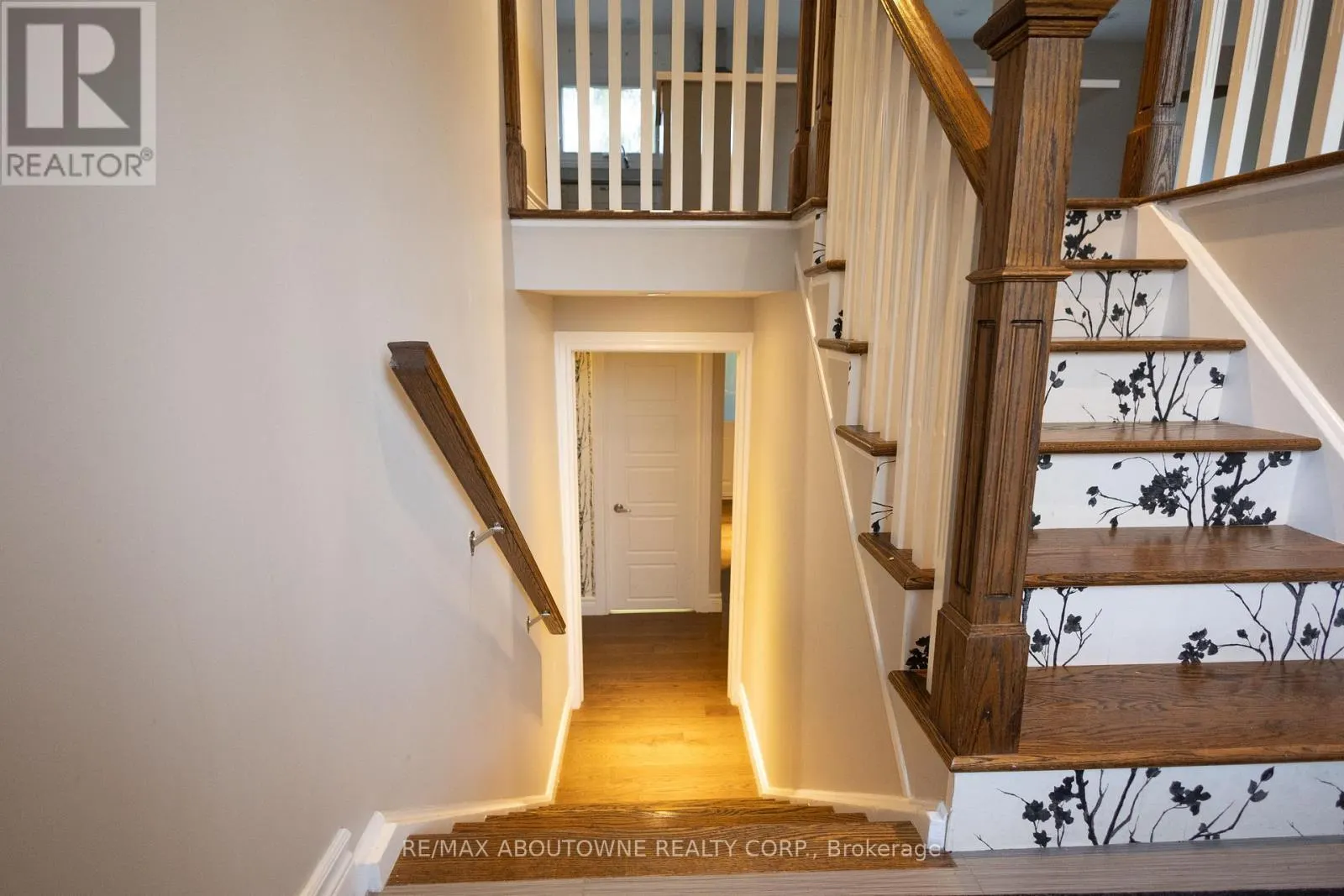 2424 YOLANDA DRIVE