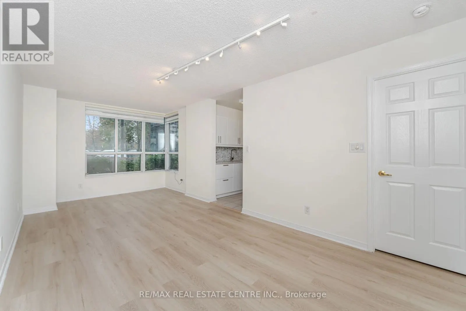 109 - 4850 GLEN ERIN DRIVE