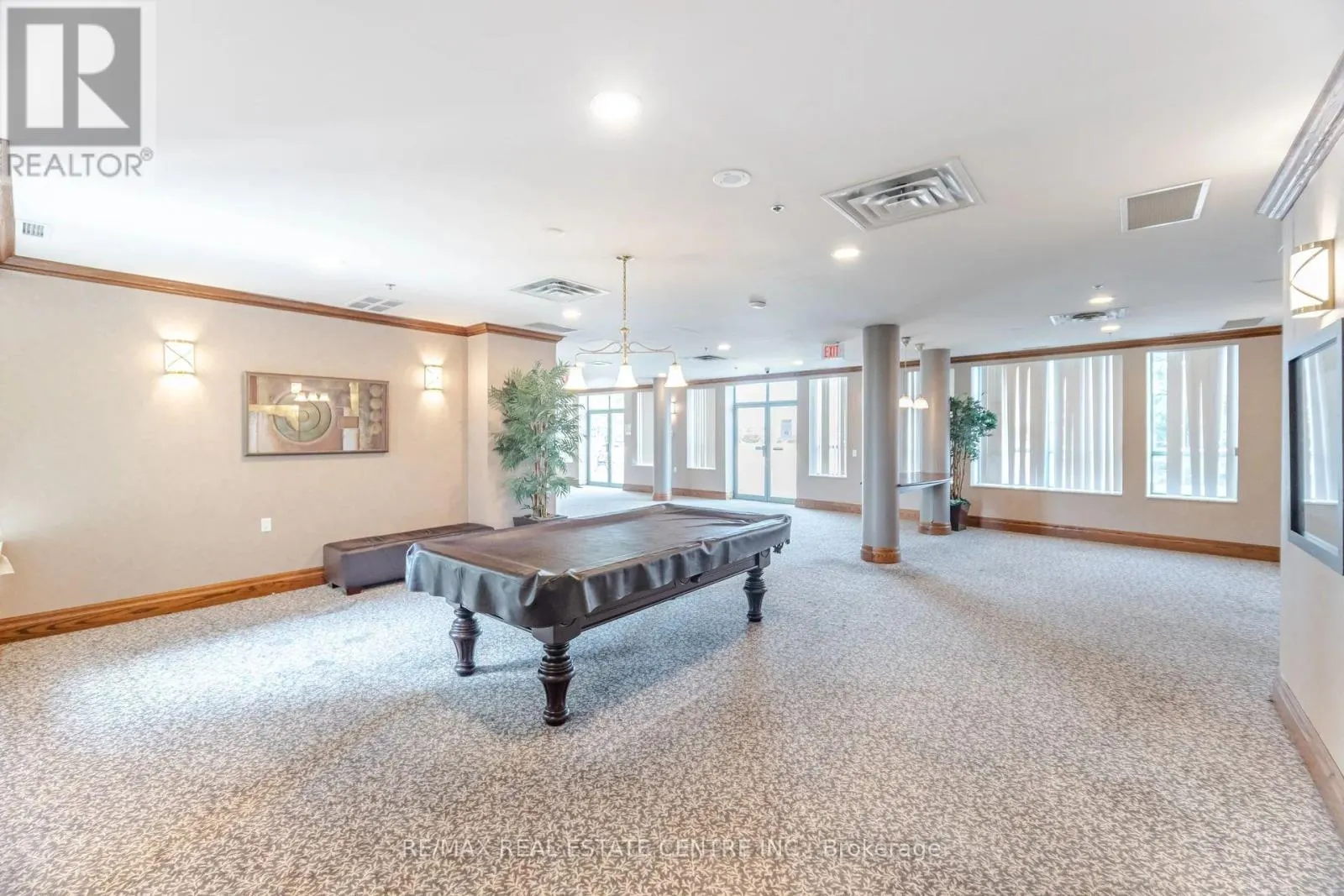109 - 4850 GLEN ERIN DRIVE