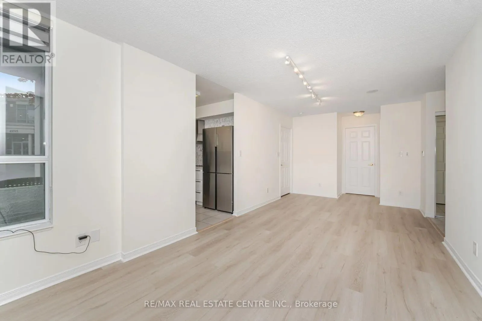 109 - 4850 GLEN ERIN DRIVE