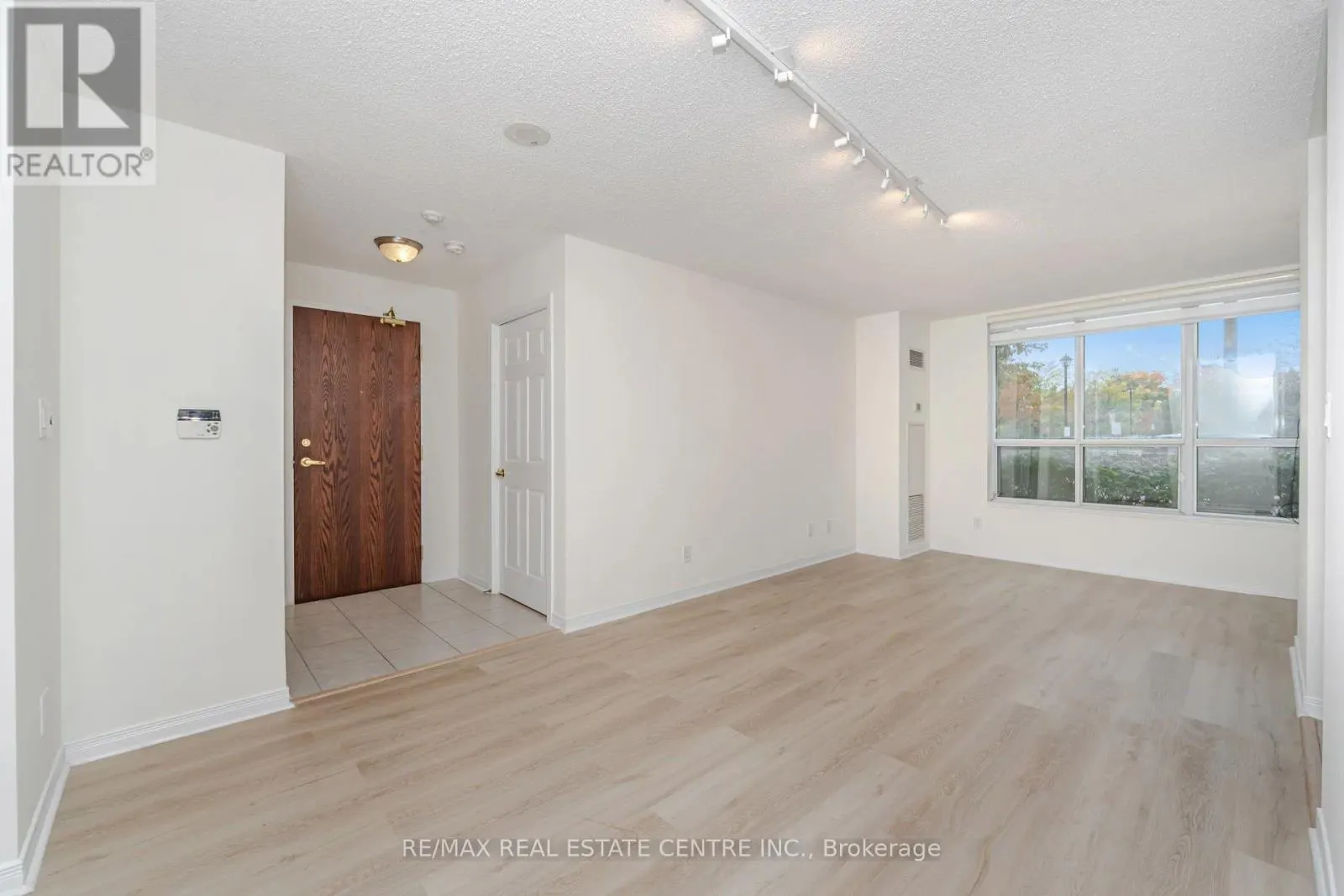 109 - 4850 GLEN ERIN DRIVE