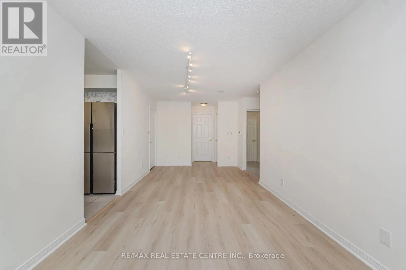 109 - 4850 GLEN ERIN DRIVE